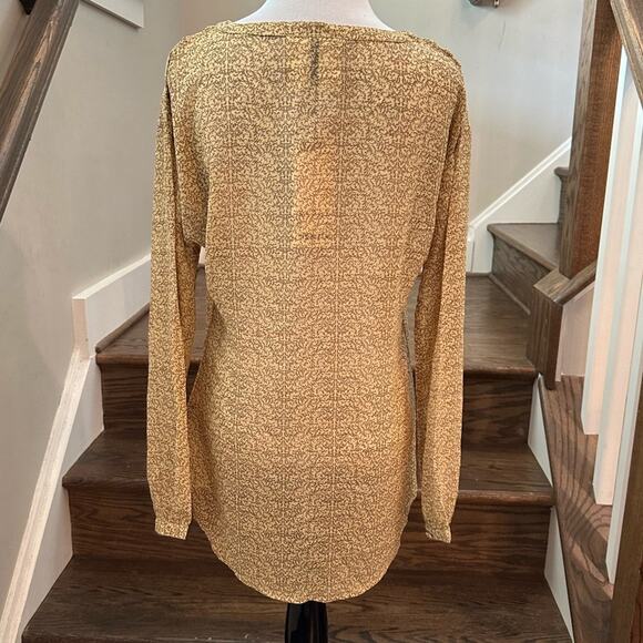 Karen by Simonsen Say Shirt Speed Pearl Blouse Size Small  (34) NWT - Picture 5 of 10